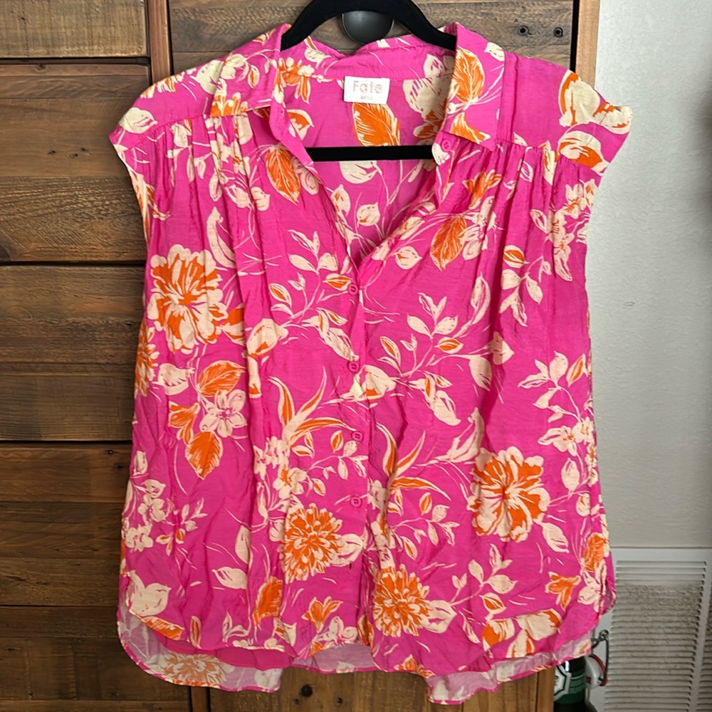 Fate sz small sleeveless top